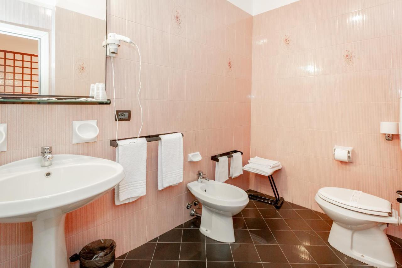Rhi Porta Bologna Hotel Пиеве ди Ченто Екстериор снимка